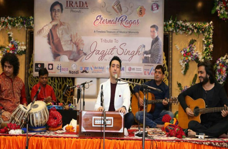 In the memory of Jagjit Singh, Sachin Sharma presented Ghazals