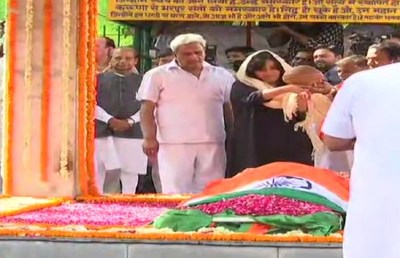 Sushma Swaraj daughter Bansuri