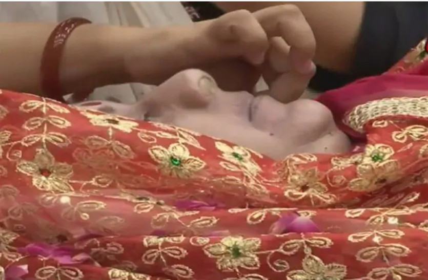 Sushma Swaraj passes away Live Updates