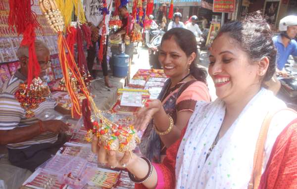 Beautiful pics of rakhi