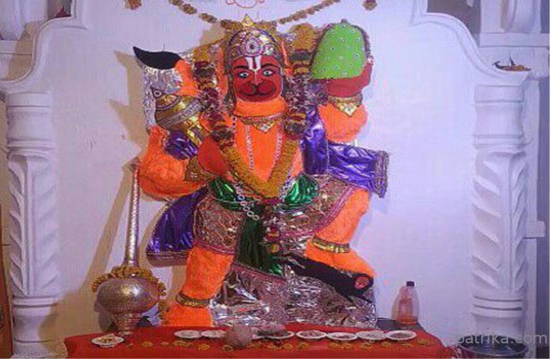 sawan me hanuman chalisa ke benifit