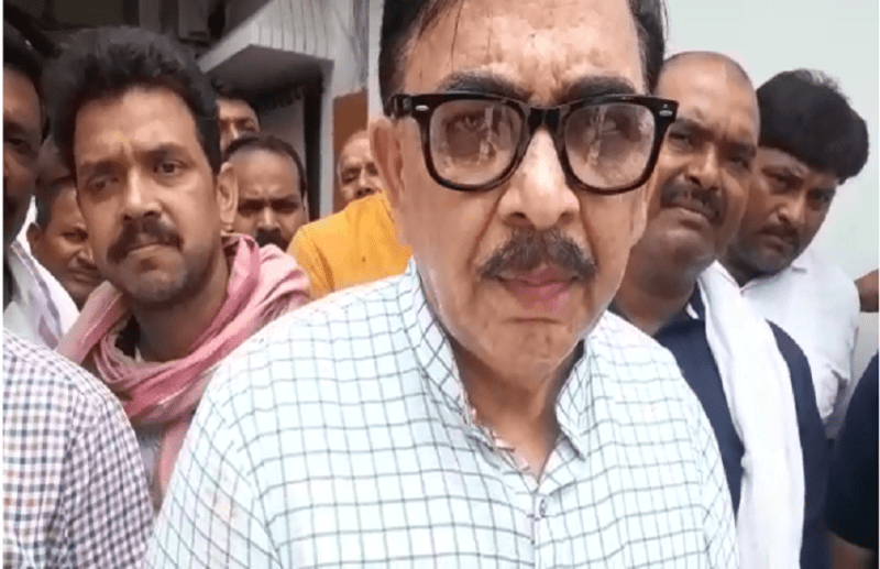 Minister Dr Mahendra Nath Pandey