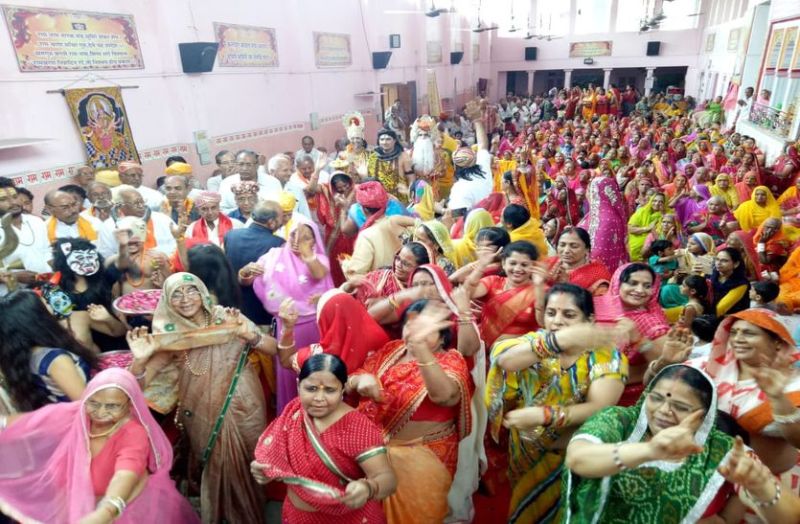 शिव विवाह में झूमे श्रद्धालु