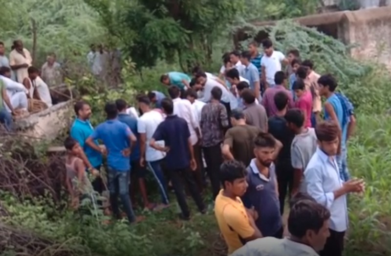 Accused's death falling in well