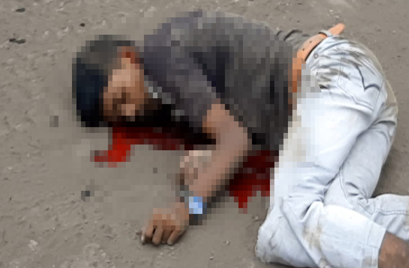 पुत्र की गुमशुदगी रिपोर्ट दर्ज कराने पिता पहुंचा था थाने... जहां हुआ कुछ ऐसा कि पैरों तले खिसक गई जमीन