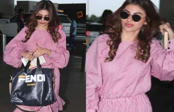 mouni roy latest photos in pink dress