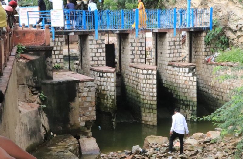 Gate closed for escape channel of Anasagar lake