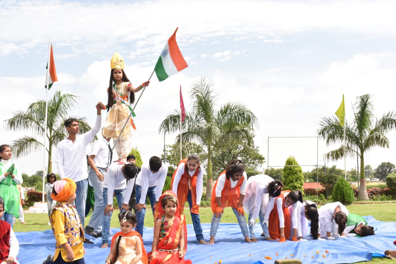 Tricolor hoisted between gaiety and joy at Hindustan Power Campus