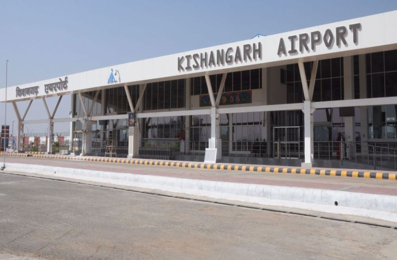 delhi and ahamdabad flight not landed at kishanagrh airport