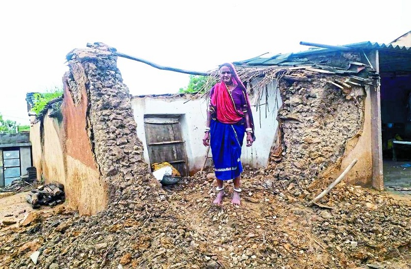 Raw house collapses, two goats killed