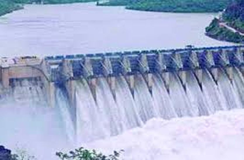 Both the dams that gave us water are full, 30 thousand cusecs of water left Pakistan