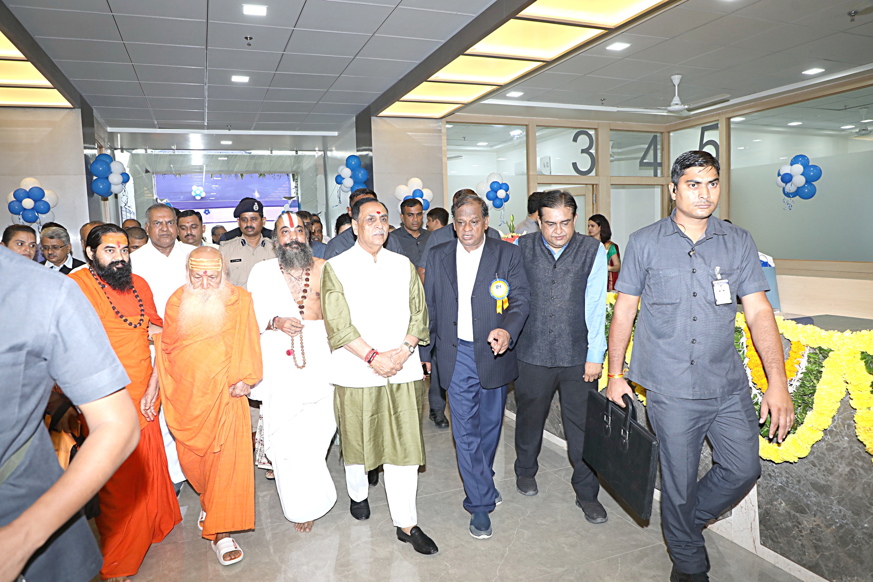 Gujarat CM, Vijay Rupani, Medical tourism hub