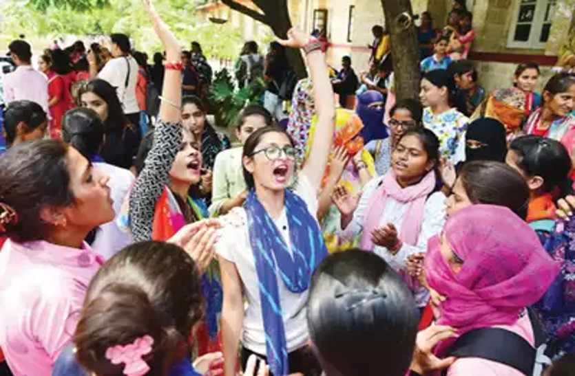 Student union election: ABVP और NSUI में बगावत के सुर, उलझ न जाएं समीकरण!