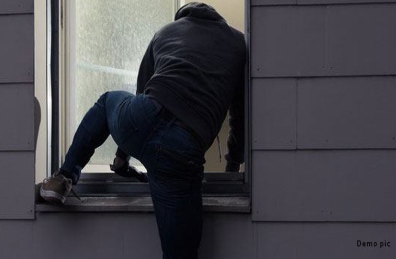 तलवार की नोंक पर पेट्रोल पंप से 25 हजार 500 रुपए की लूट, ऐसे दिया घटना को अंजाम