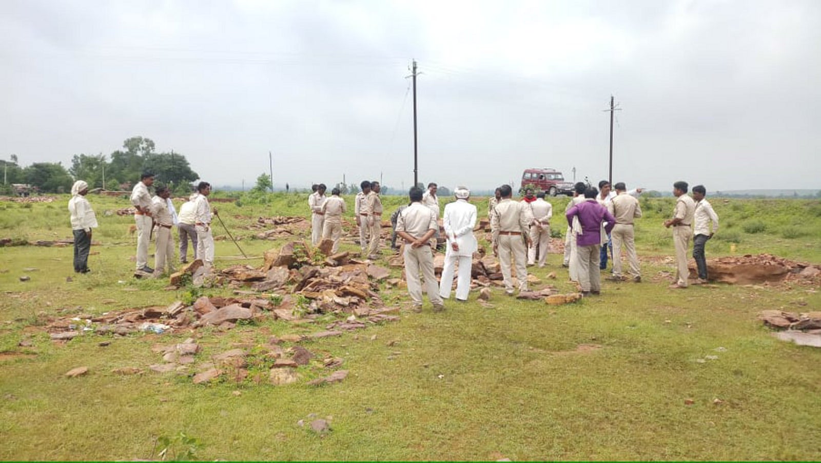 Occupation of forest land removed in damoh