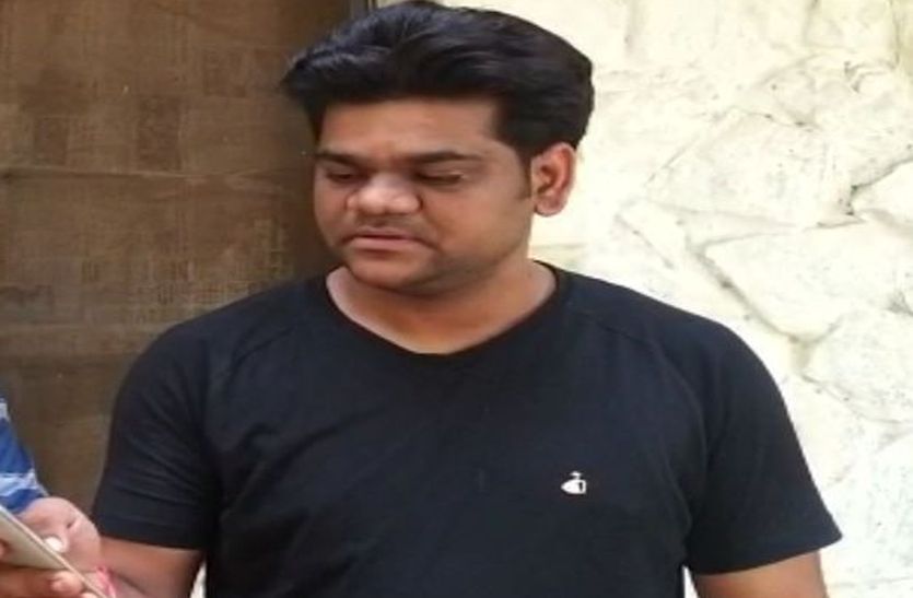 Online fraud : जनाब को ऑन लाइन खाना मंगवाना पड़ा भारी - 380 के चिकन तंदूरी के फेर में गंवाए 85 हजार