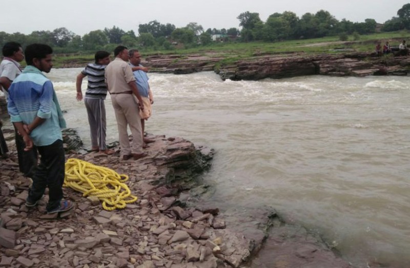 दर्दनाक हादसा : जिससे चलती थी रोजी-रोटी, उसी ने ले ली जान, पढि़ए खबर...