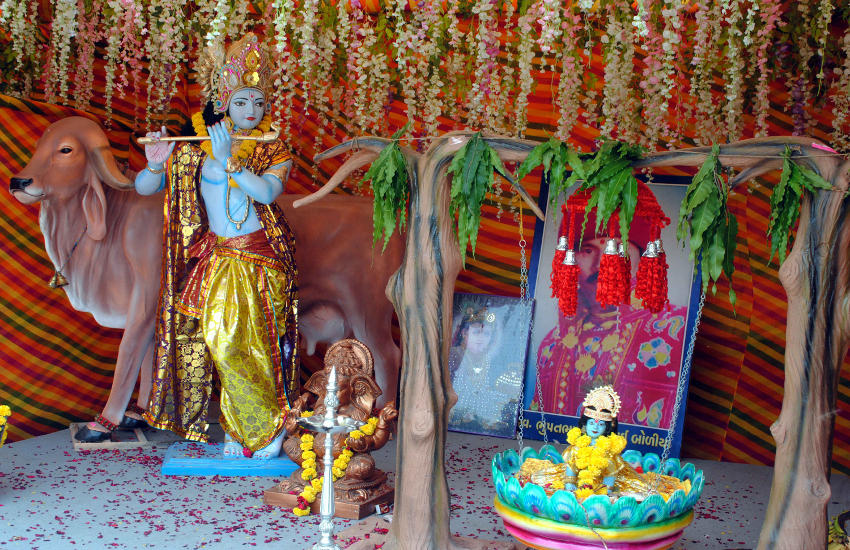 भगवान कृष्ण के स्वागत को आतुर गुजरात