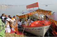 जल थल शव वाहिनी का लोकार्पण करते अरुण जेटली (फाइल फोटो)