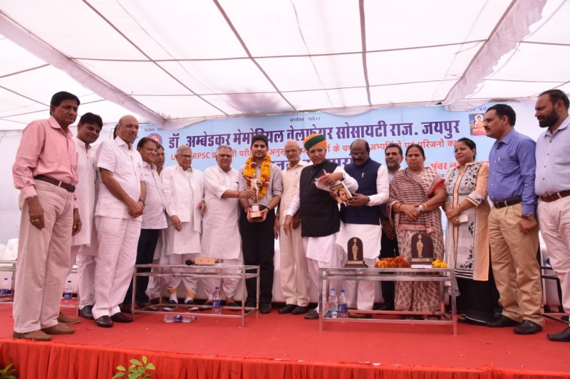 IAS Topper : कनिष्क कटारिया को सर्वोच्च सम्मान