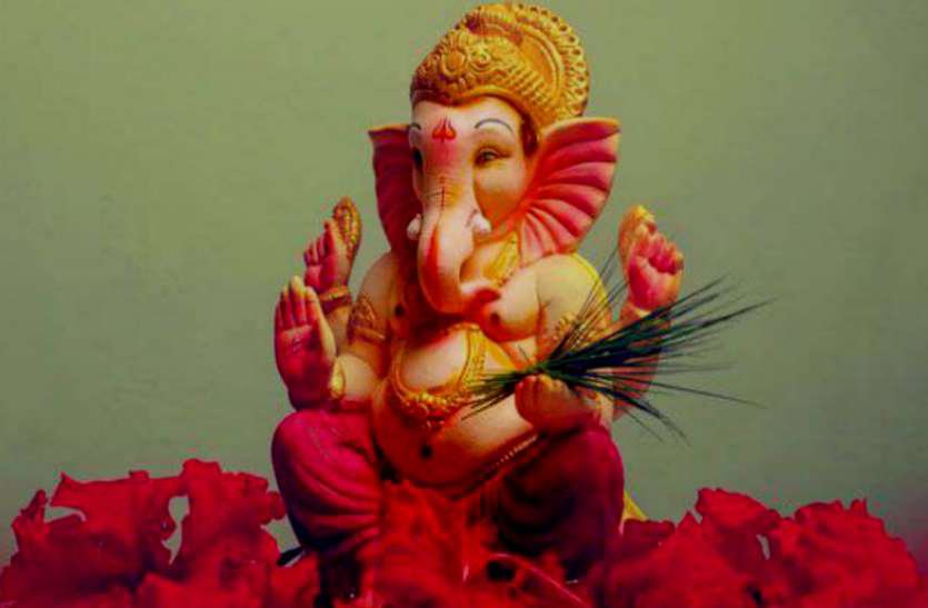 Ganesh Chaturthi पर घर लाएं Lord Ganesh की ऐसी मूर्ति