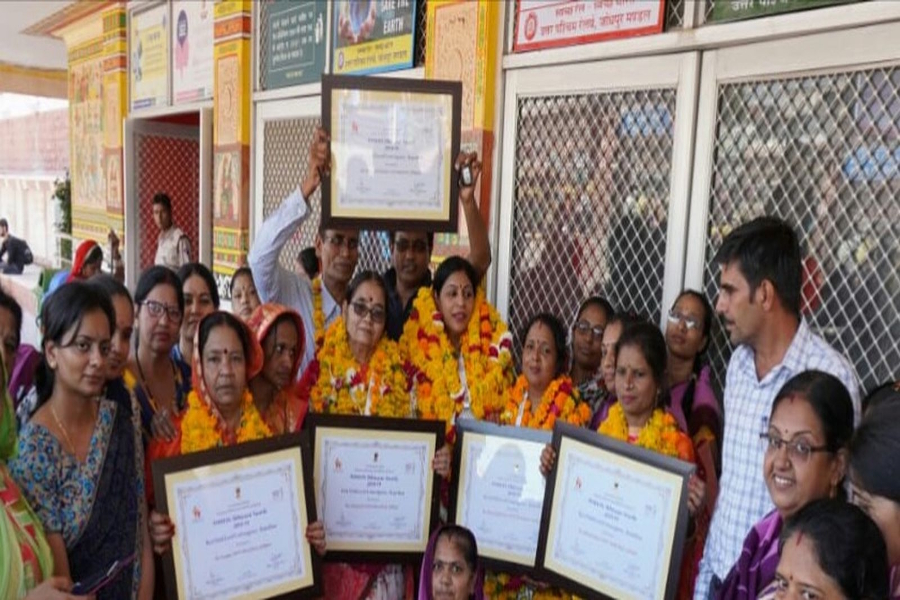 jodhpur anganwadi workers receive poshan abhiyan award