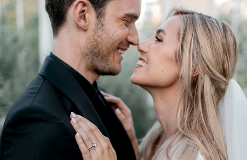 दुनिया के सबसे ज्यादा यूट्यूब सब्सक्राइबर्स हैं इस शख्स के पास, कमाई जान उड़ जाएंगे होश