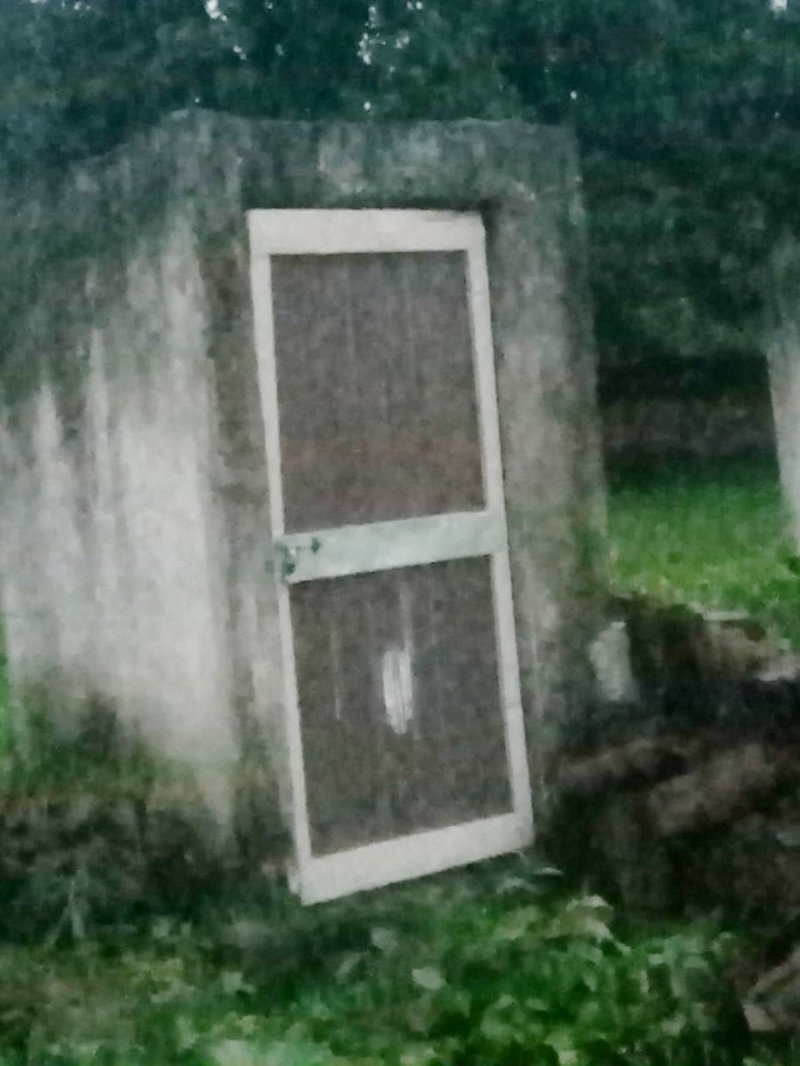 An assistant secretary of Singrauli district has withdrawn the amount