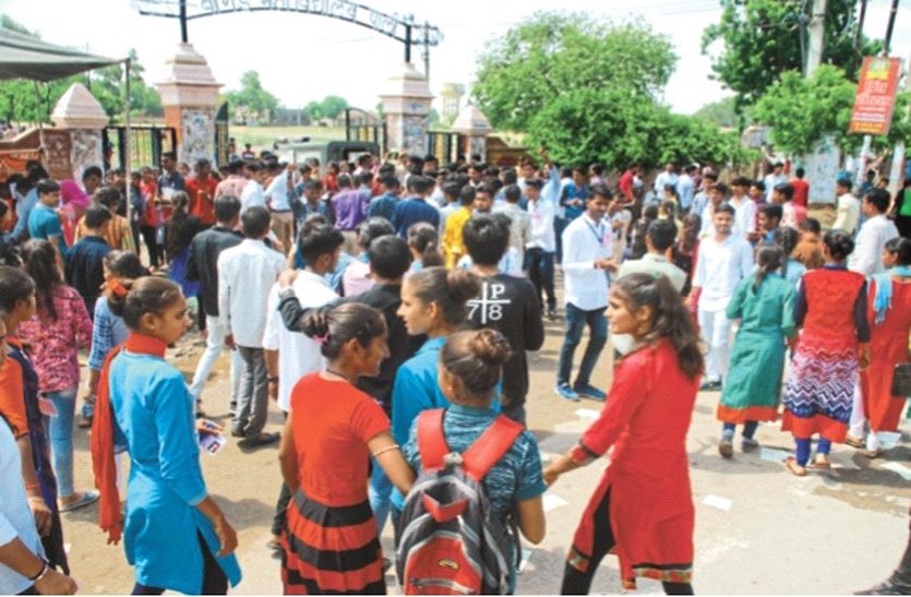 ‘छोटे नेताजी’ का भाग्य मतपेटियों में बंद, आज खुलेगा पिटारा