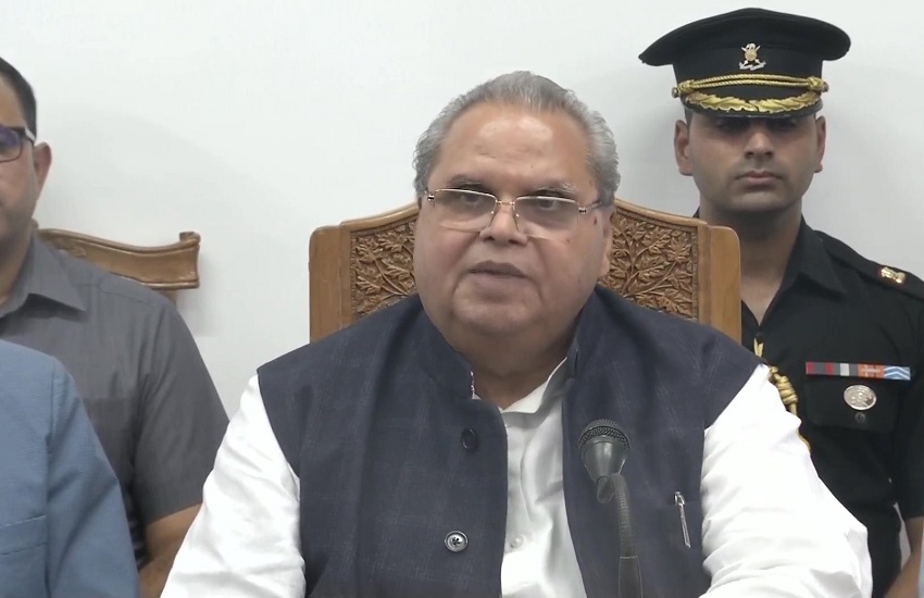 राज्यपाल सत्यपाल मलिक का बड़ा बयान, एक साथ कश्मीर में 50 हजार नौकरियां देगी सरकार