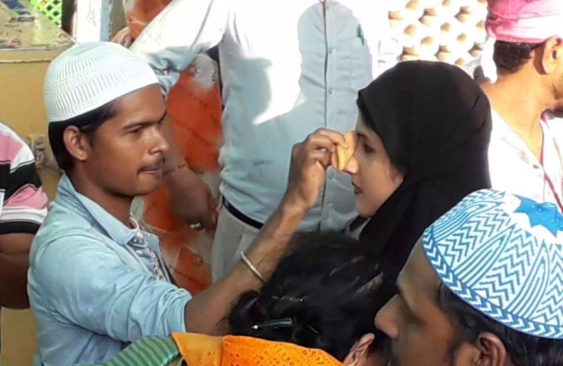 Ajmer News - Dargah : बुर्के में पहुंचीं अभिनेत्री शिवानी, दरगाह में कराया मैकअप