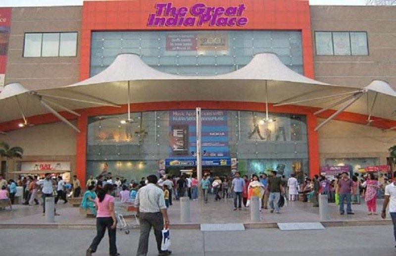 entrance-for-gip-mall.jpg