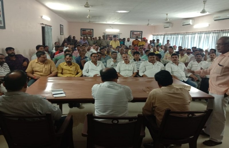 contractor meeting in Varanasi