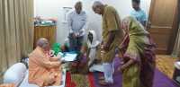 The saint living in old age ashram took the pledge of body donation