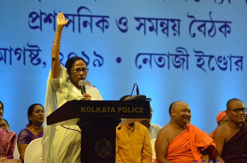 West Bengal: CM ममता बनर्जी ने दुर्गापूजा कमेटियों को दिया 70 करोड़ रुपए