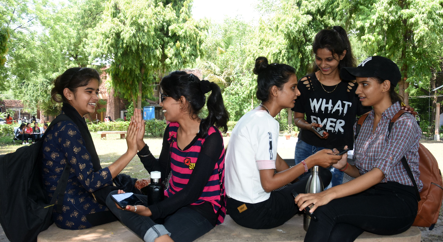 The craze of Hi-By and Smartness dominating the campus