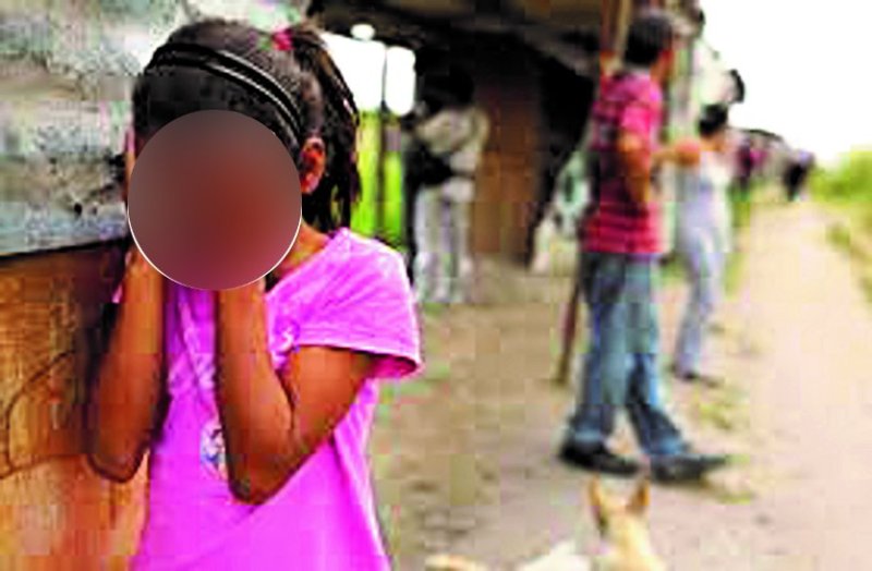 गरीब मां ने 10 हजार में किन्नर को बेच दी छह साल की मासूम बच्ची, अनहोनी की आशंका, फिर हुआ ये सब