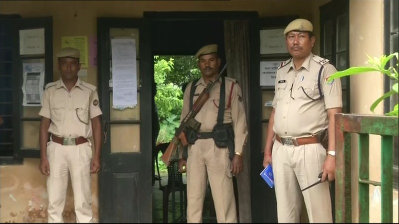 NRC: विदेशी घोषित किए गए तो क्या होगा?