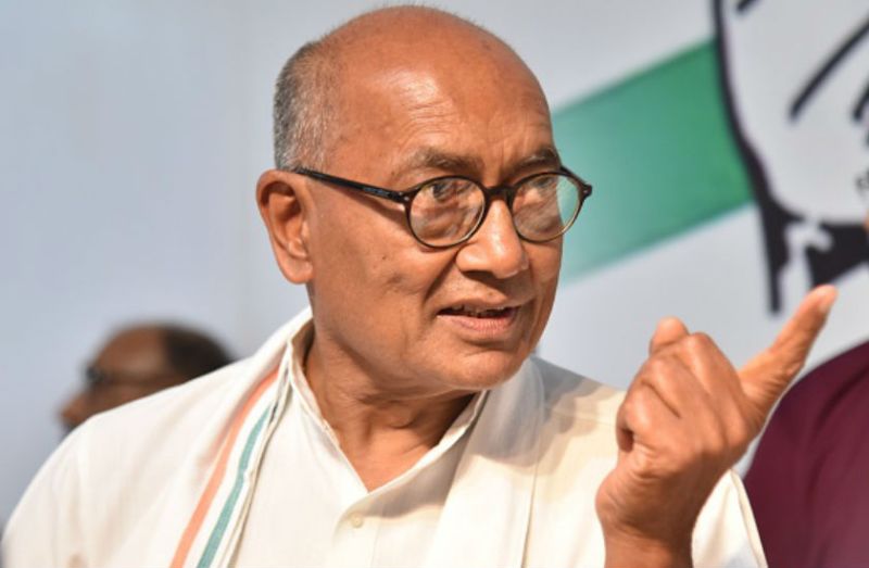 दिग्विजय का विवादित बयान, कहा- पाकिस्तान के लिए गैर मुस्लिम करते हैं सबसे ज्यादा जासूसी, मुसलमान नहीं