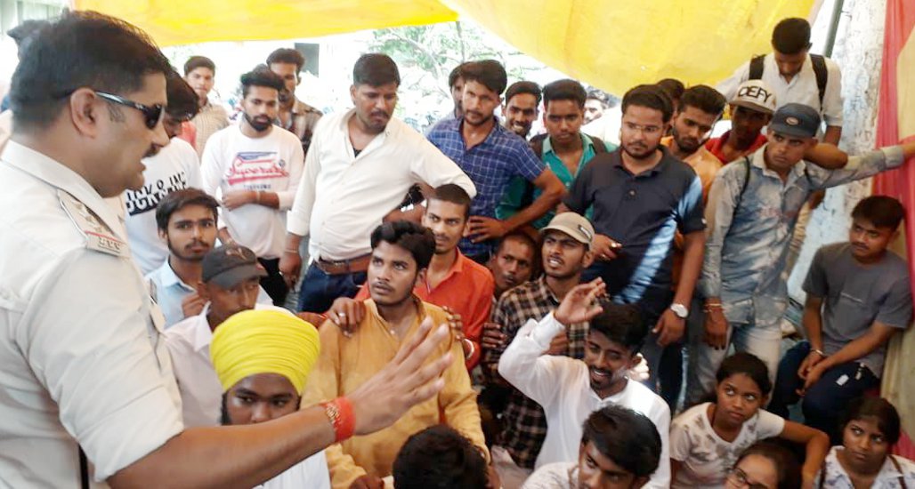 Two student organizations clashed in government college in Singrauli