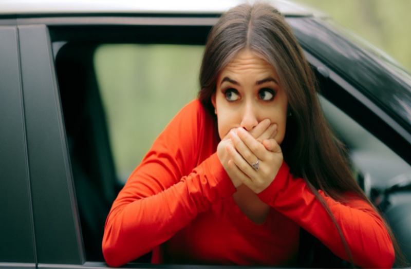 अगर सफर के दौरान होती है उल्टी तो जानें मोशन सिकनेस के बारे में