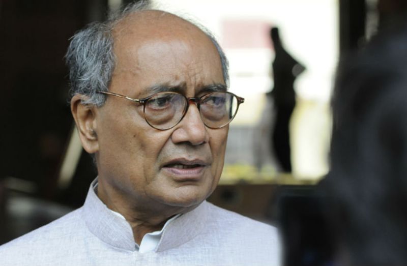 दिग्विजय पर बड़ा आरोप, कमलनाथ के मंत्री बोले- दिग्विजय सिंह करवा रहे हैं शराब कारोबार के साथ उल्टे धंधे