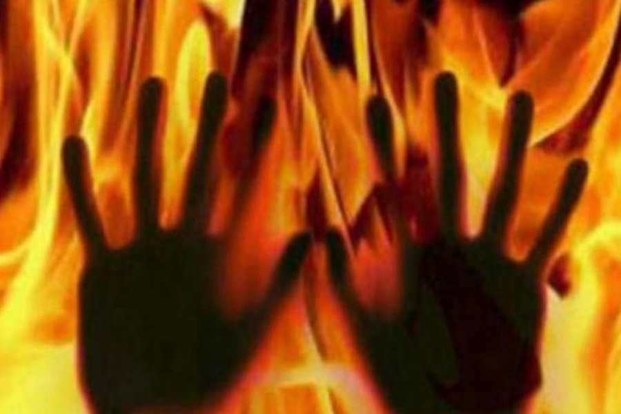 man ablazes himself after husband wife dispute in jodhpur