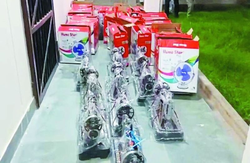 ब्रांडेड सामान खरीदने से पहले अच्छे से देख लें! कहीं आप भी तो नहीं खा रहे धोखा...