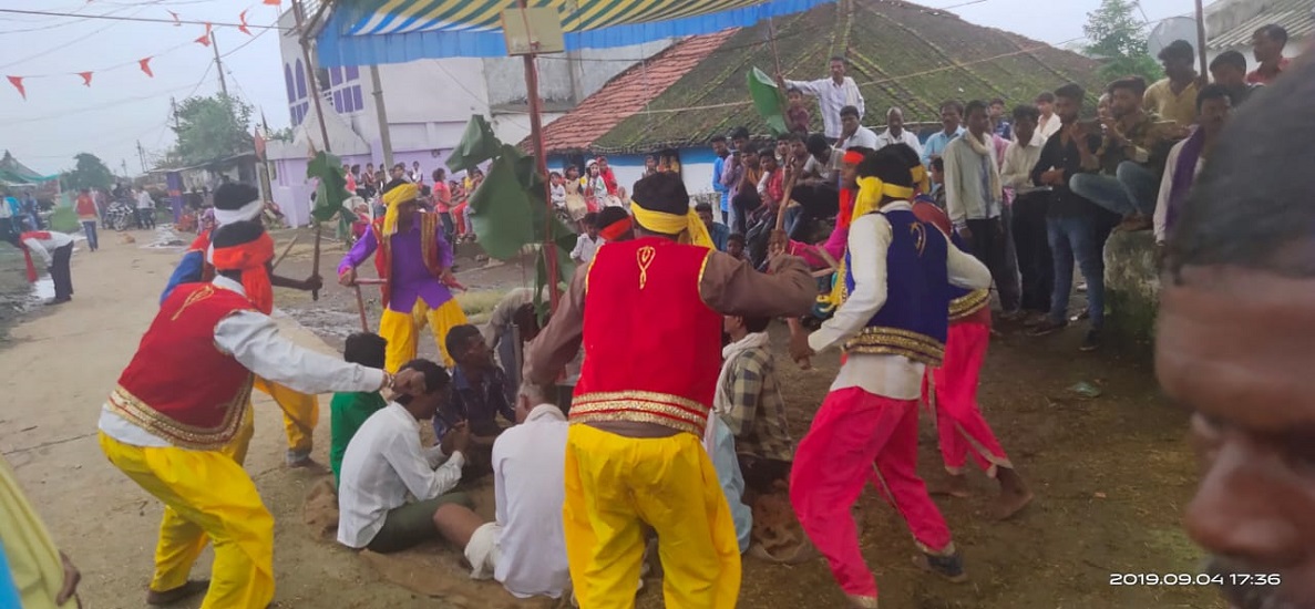 सैला नृत्य हमारी प्राचीनतम संस्कृति : शिव सनोडिया
