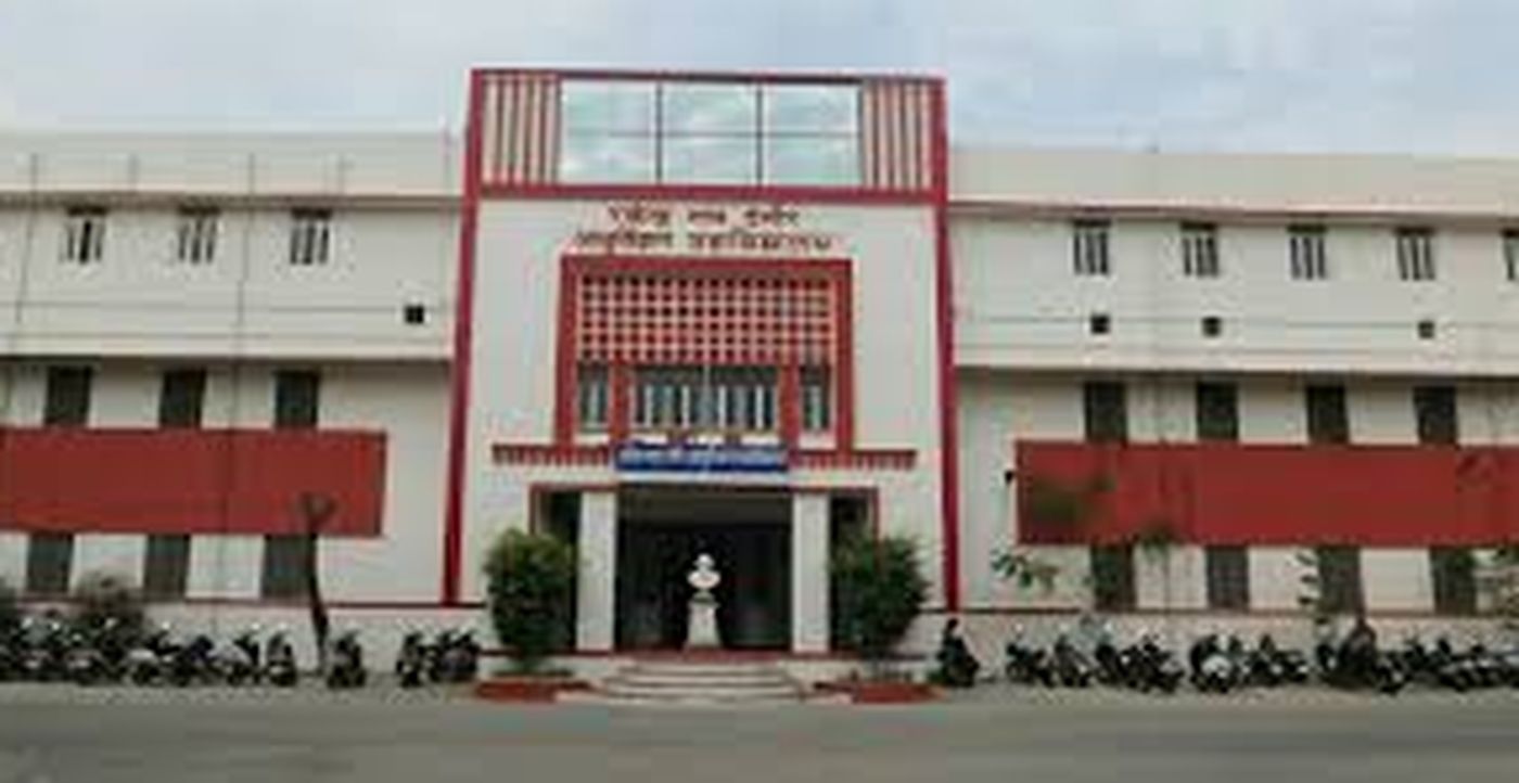 एमबीबीएस विद्यार्थियों से जबरन कराया रक्तदान!