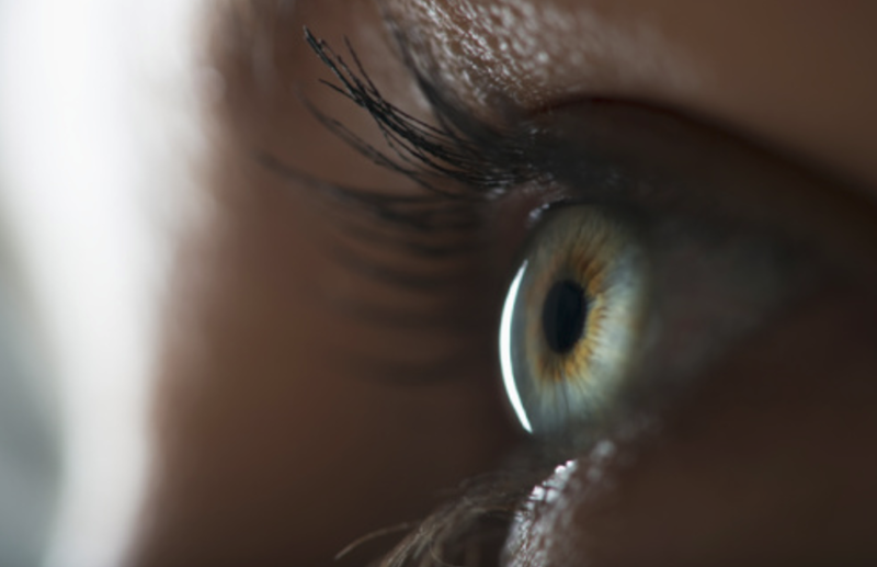 रेटिना में खराबी से कमजोर हो जाती है आंखों की राेशनी