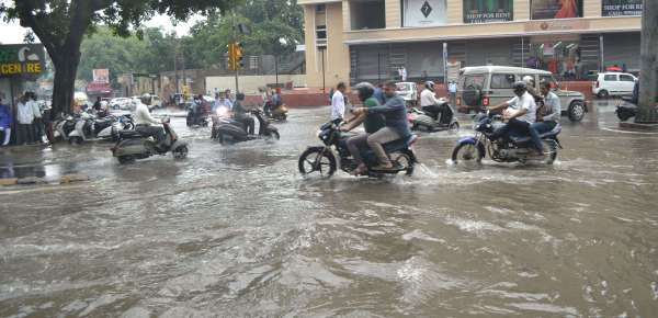 Heavy rain in ajmer