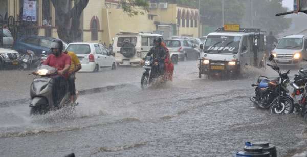 Heavy rain in ajmer