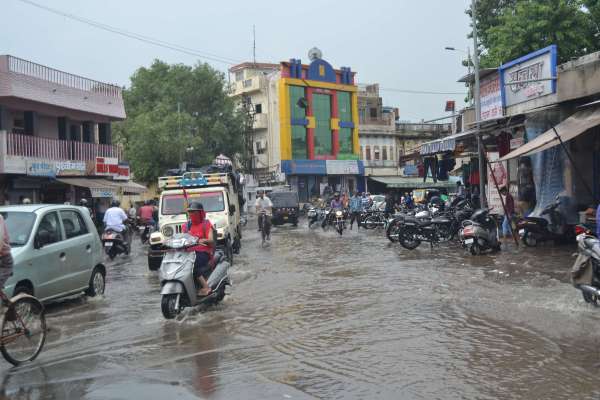 Heavy rain in ajmer